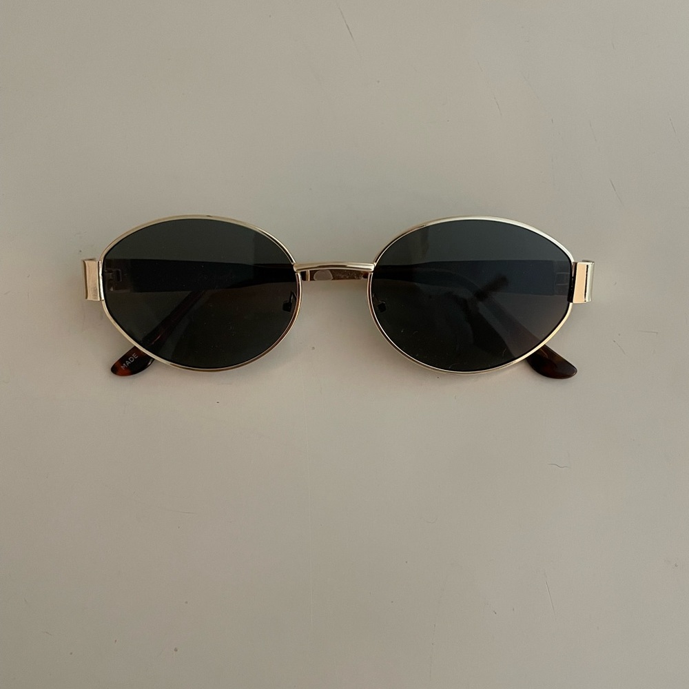 FREE PEOPLE Sunglasses